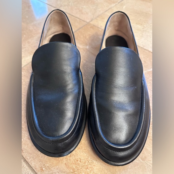 Vince Shoes - Vince Sloan Leather Loafer